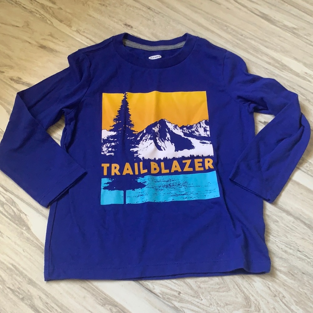 • Old Navy trailblazer long sleeve tee, 5 •